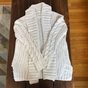 Chunky Abercrombie & Fitch cable knit sweater